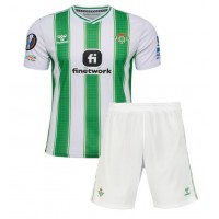 Camisa de time de futebol Real Betis Replicas 1º Equipamento Infantil 2023-24 Manga Curta (+ Calças curtas)